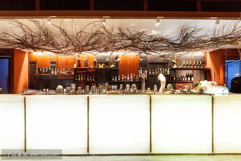 vivarium-restaurant-hypothesis-bangkok-designboom-05.jpg