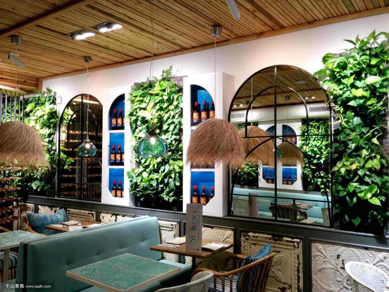 【绿化案例】植物墙遇见主题餐厅，如何玩出新花样？