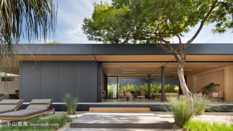 01-This-contemporary-prefab-is-a-highly-efficient-and-sustainable-designed-with-a-lot-of-features-that-can-be-customized-775x436.jpg